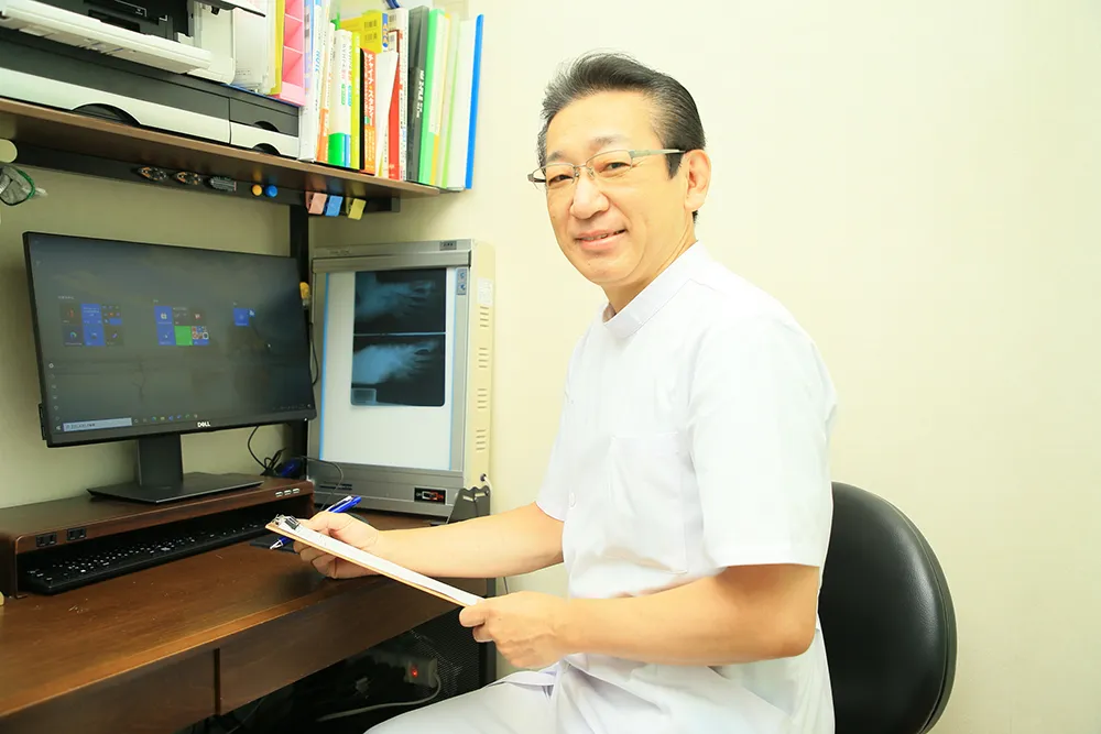 視確で痛む箇所を確認します。